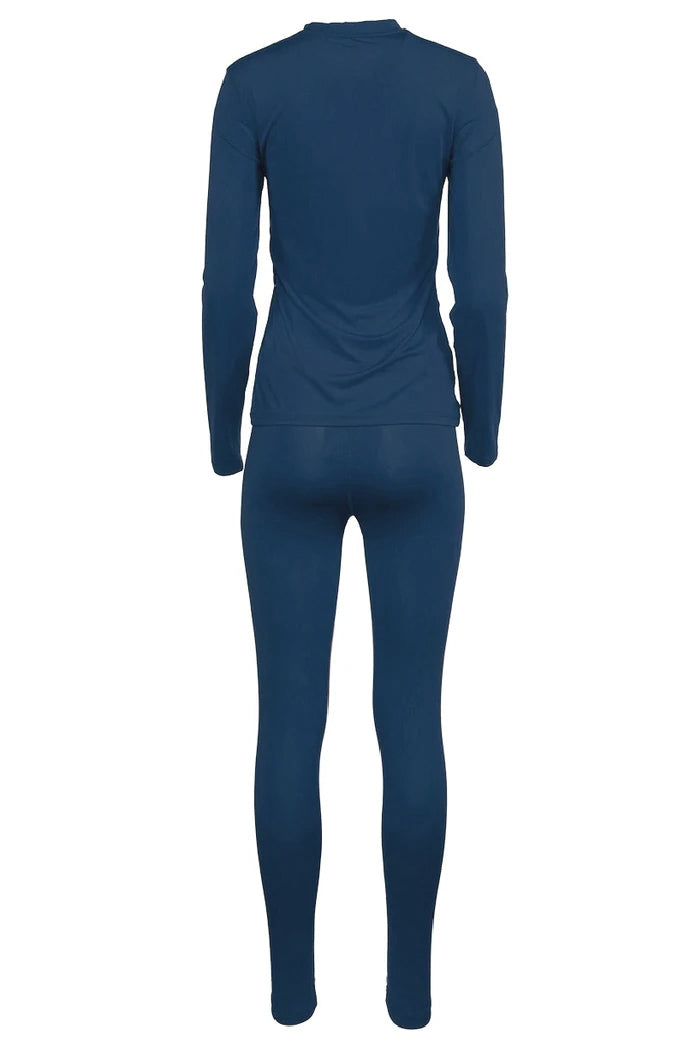 Nautica Womens Base Layer Set - Warm Underlayer Pants & Shirt - Lightweight  Cold Weather Inner Wear - Full Body Winter Gear, Long Underwear & Pajamas  (White, Large) at  Women's Clothing store